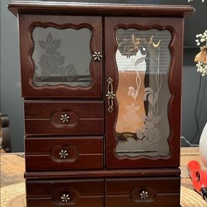 Vintage Musical jewelry box